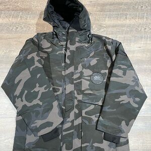 Men’s Size 2XL Canada Goose Expedition Parka Camo Black Label